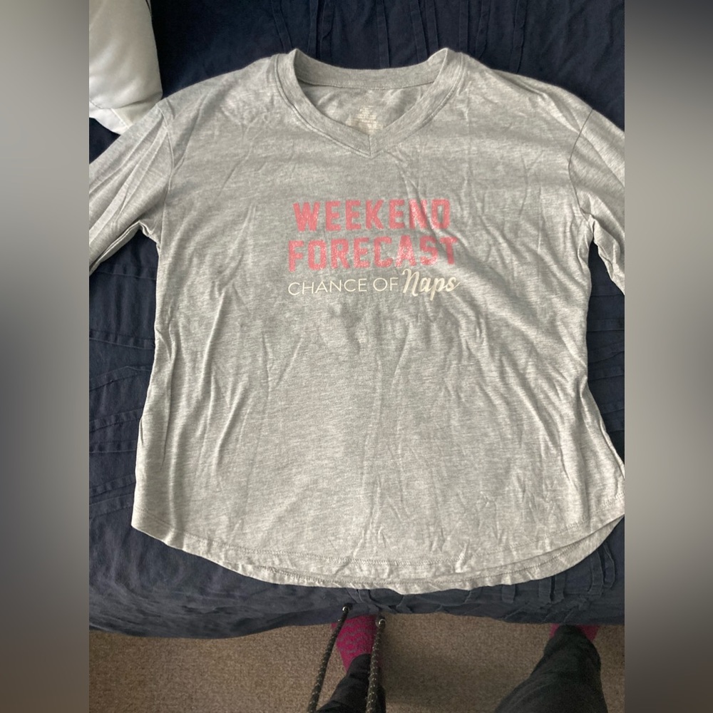 Nighttime shirt. Cute saying. Weekend forecast with a chance of naps. Never worn